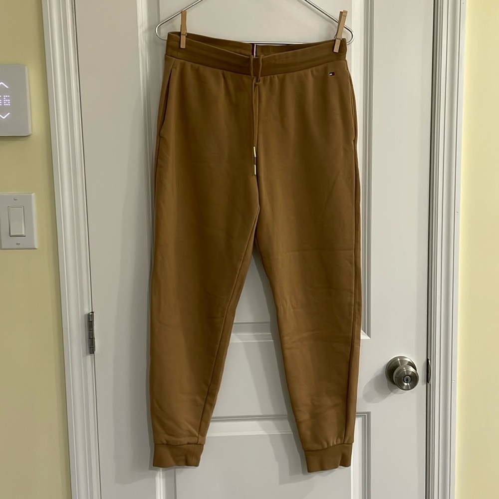 Like new Tommy Hilfiger jogger sweat pants